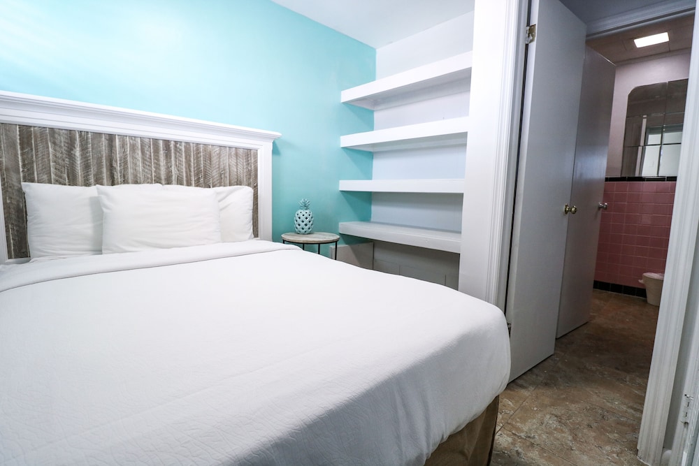 Family Suite, Queen Bed, Resort View, Sofa, Kitchen