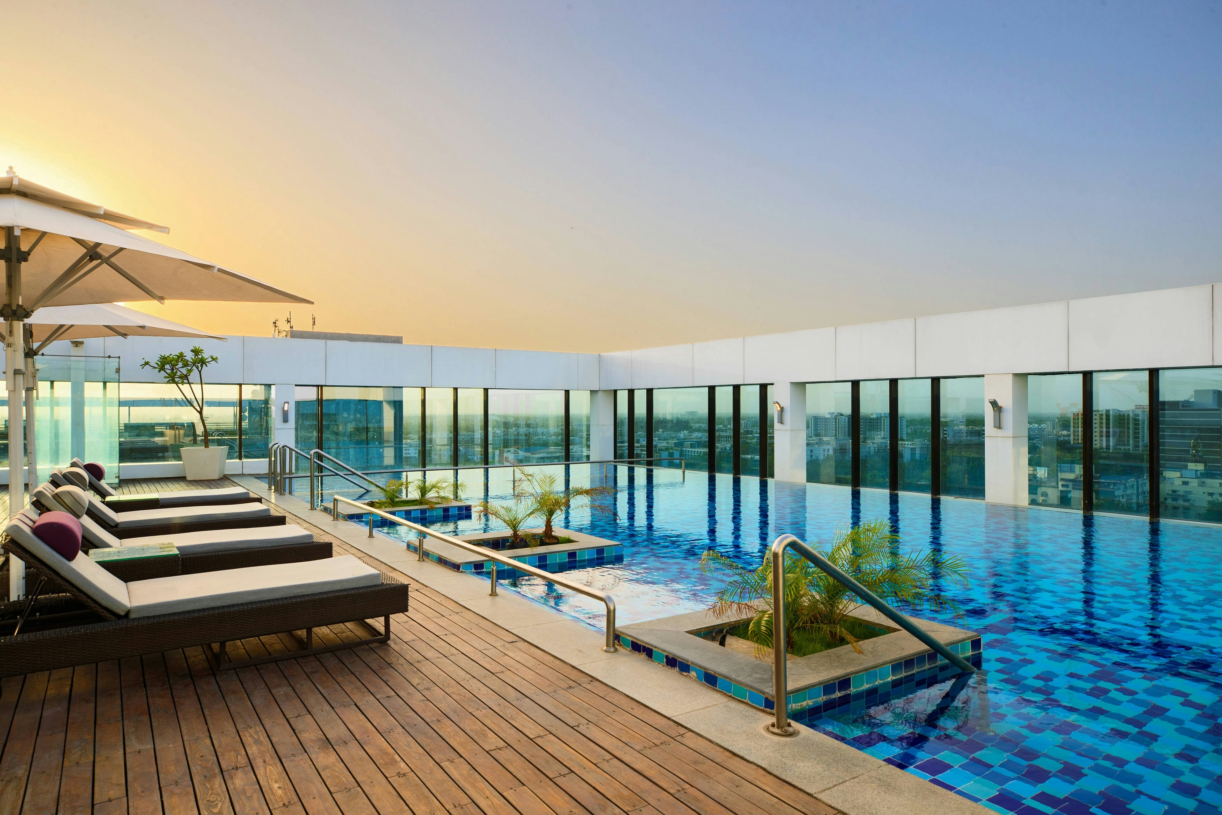 Renaissance Ahmedabad Hotel 52/53