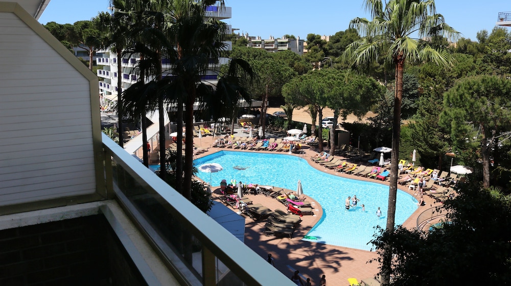Golden Port Salou and Spa 67/74