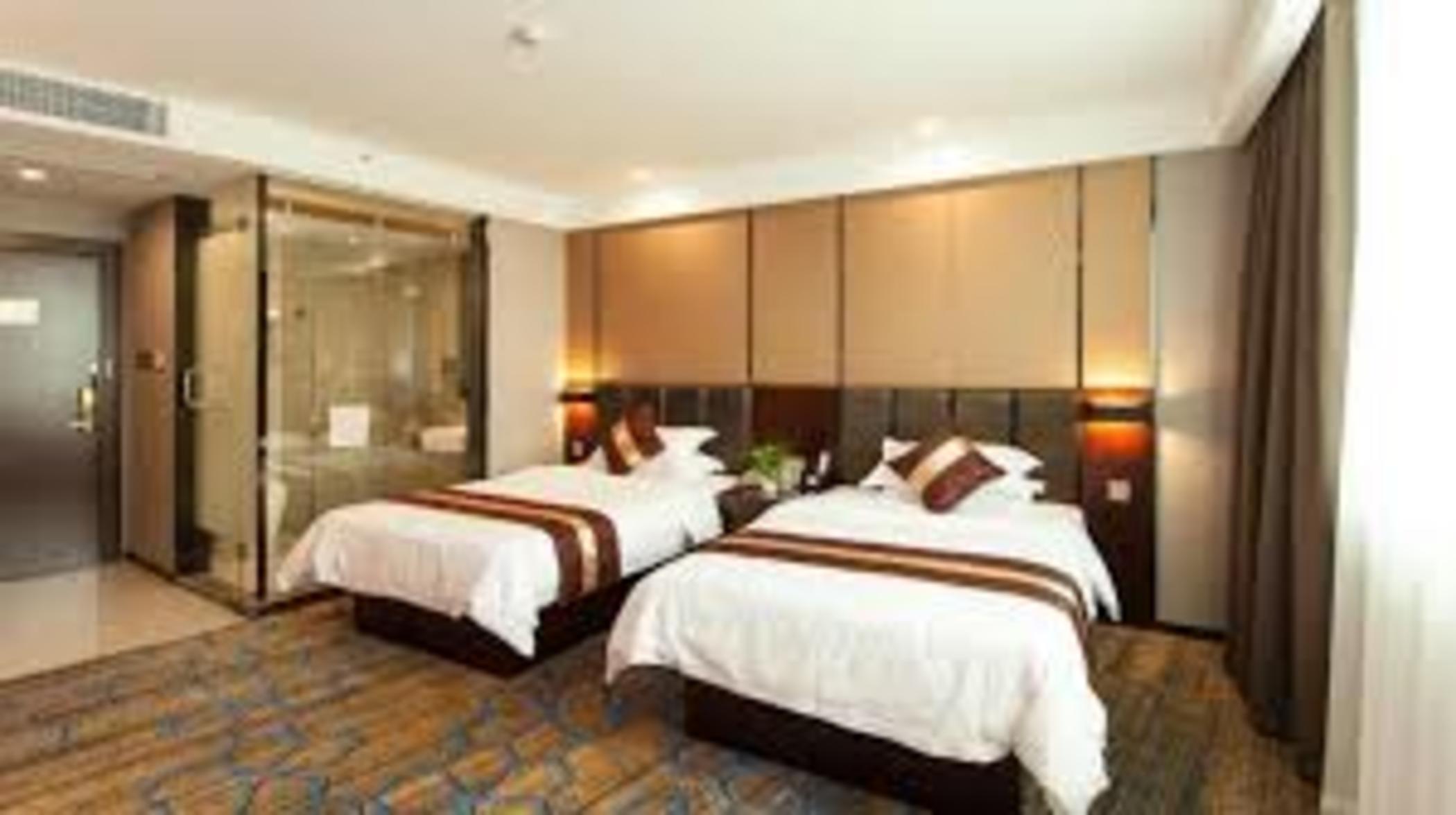 Days Inn by Wyndham Business Place Guilin Yishun 16/23