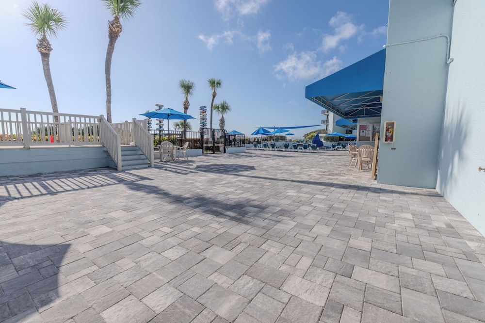 Oceanique Resort by Capital Vacations 39/48