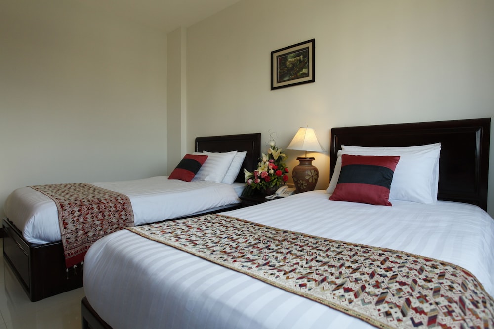 Superior, Twin Beds