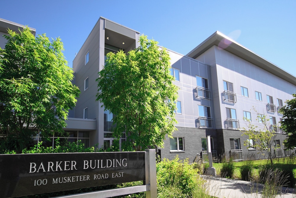 Barker Suites Southport, an Ascend Collection Hotel 2/40