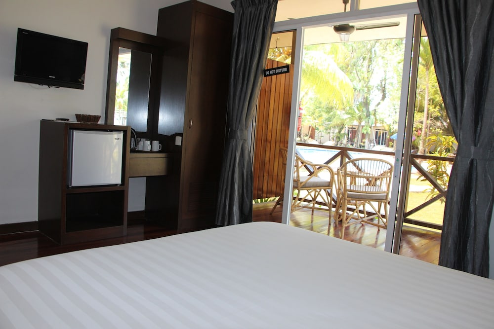 Langkah Syabas Beach Resort 27/51