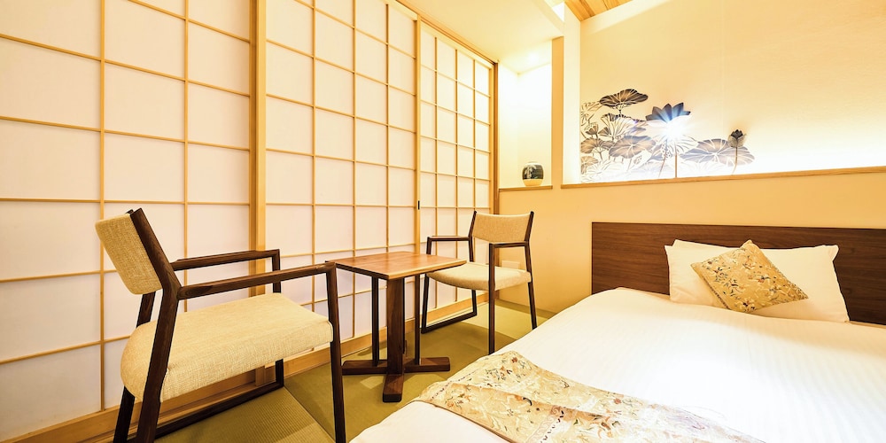 Hotel Ethnography Kikoku No Mori 11/40