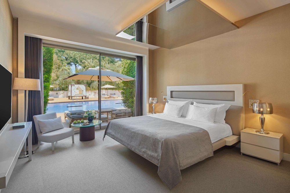 Lagoon, Family Suite, Quadruple, Double and Twin Beds, Terrace