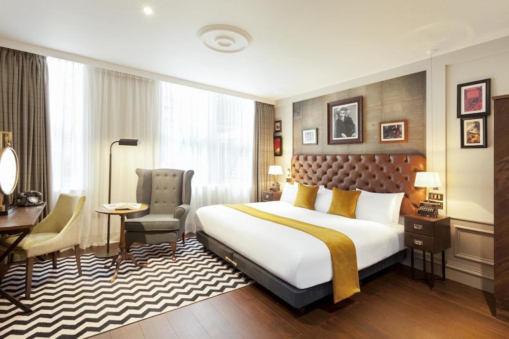 Hotel Indigo Edinburgh - Princes Street, an IHG Hotel (ex Royal British) 16/82