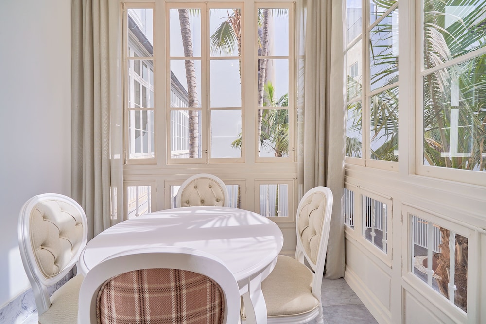 Tandem Palacio Veedor de Galeras Suites 37/73
