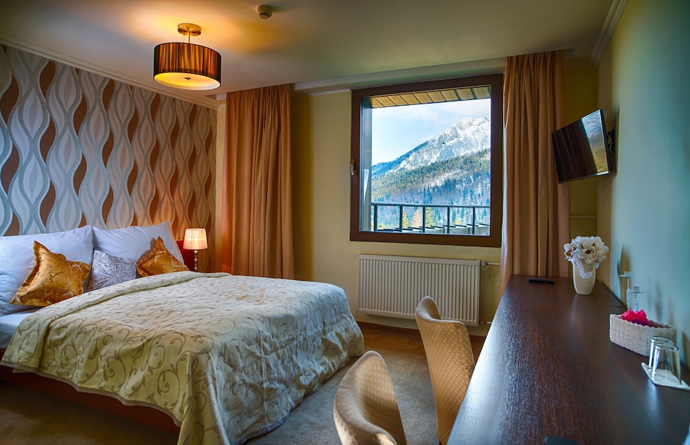 Hotel Montfort 3/30