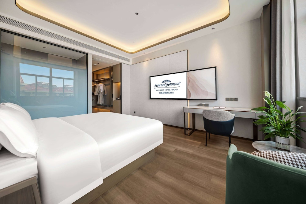 SUPERIOR, KING BED