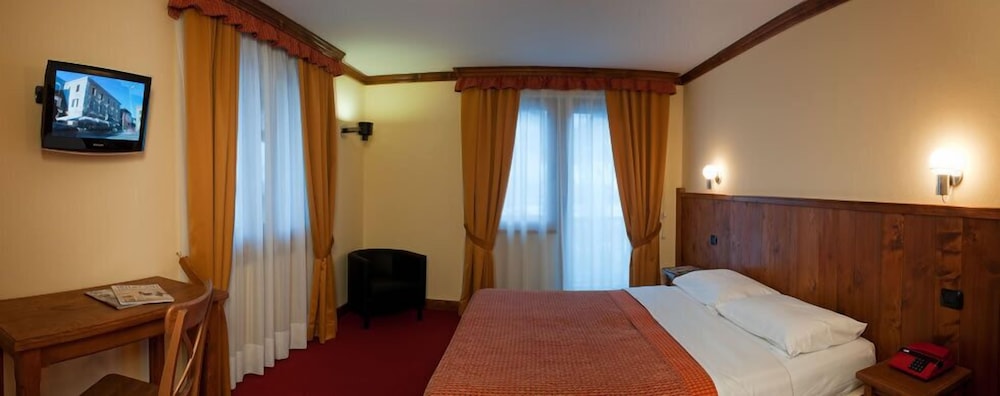 Hotel Crampon 26/69