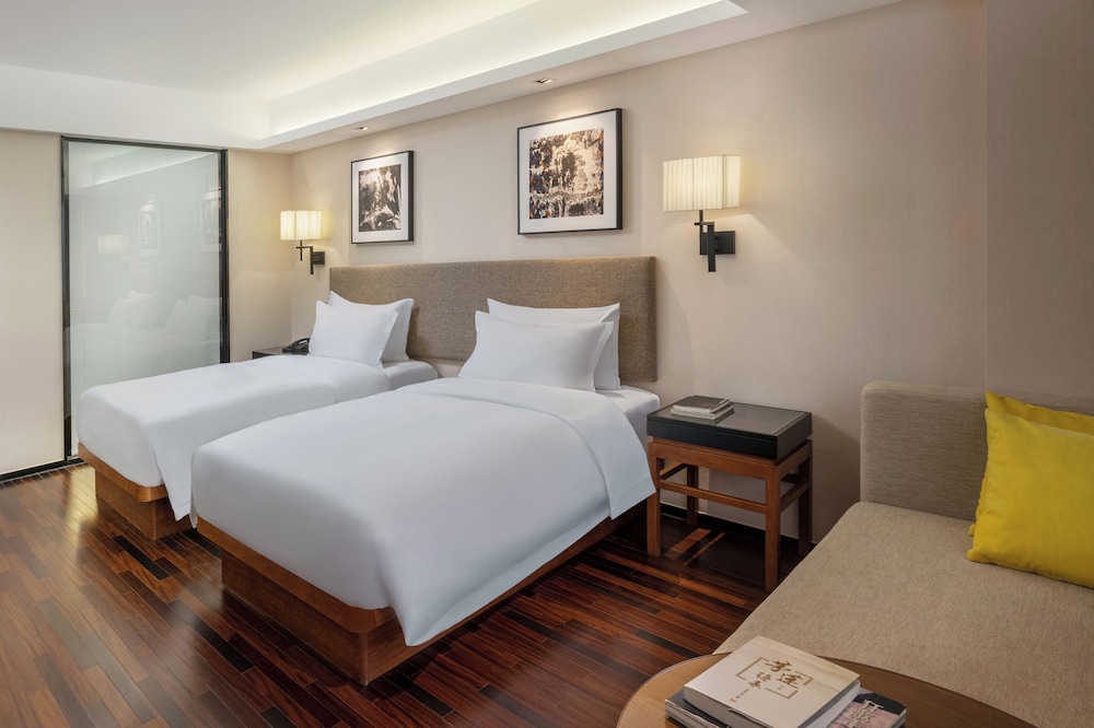 SSAW Boutique Hotel Sanya (Da Dong Hai Branch) 32/50