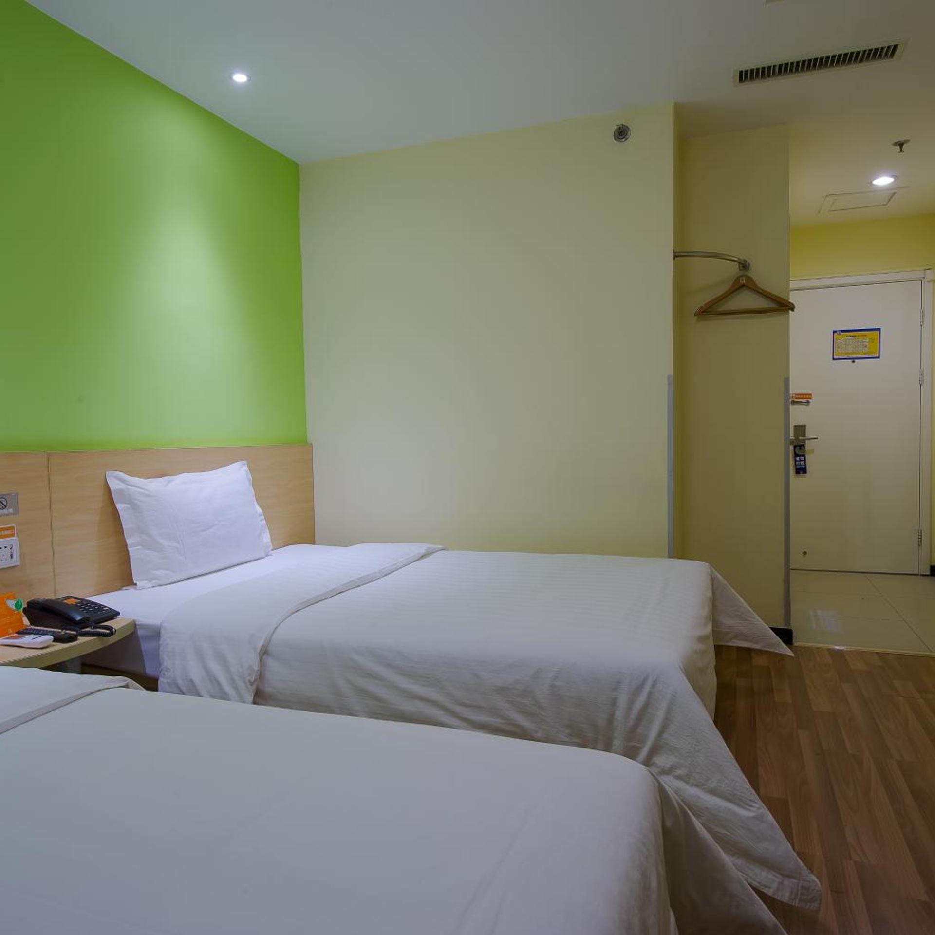 7 Days Inn Beijing Shangdi 13/46