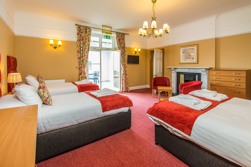 Cliffden Hotel 22/66