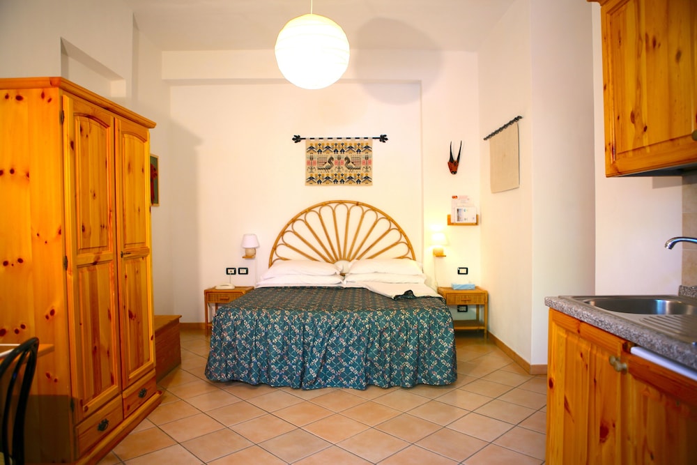 Aparthotel Domus De Janas Sul Mare 9/50