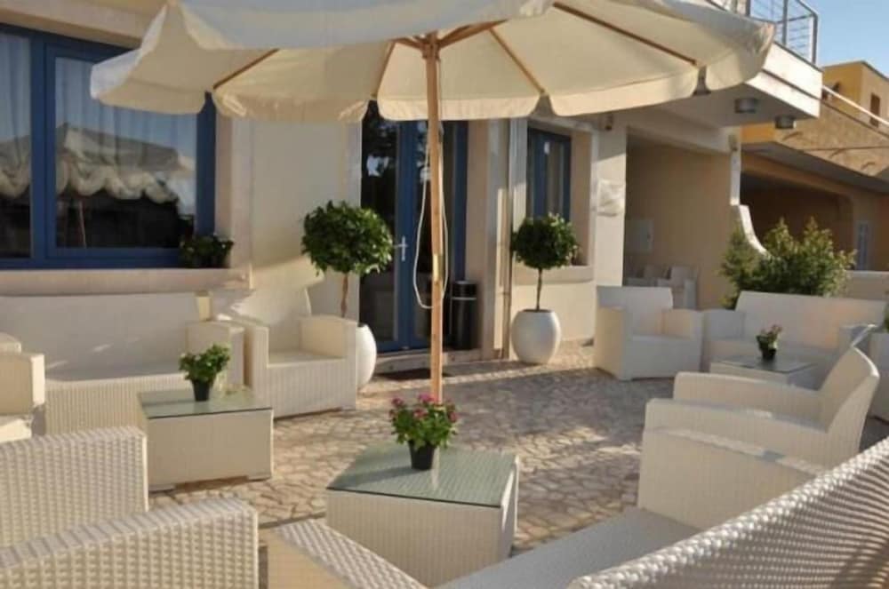 Hotel Perla Dello Ionio 14/21