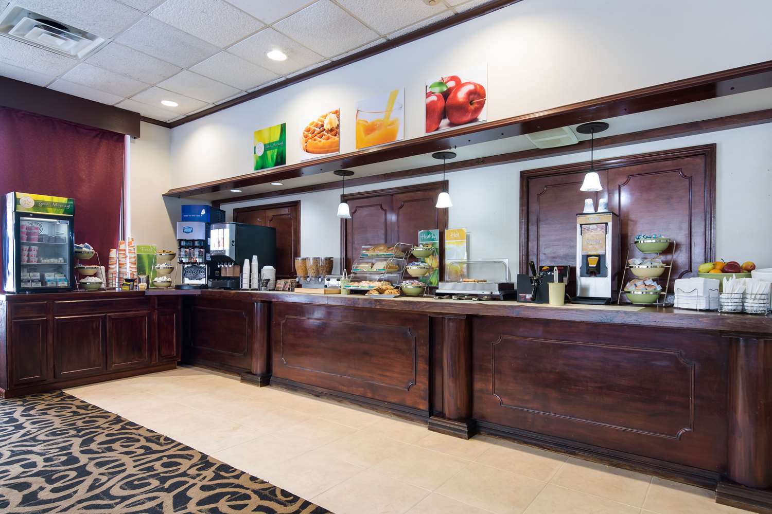 restaurant cafeteria