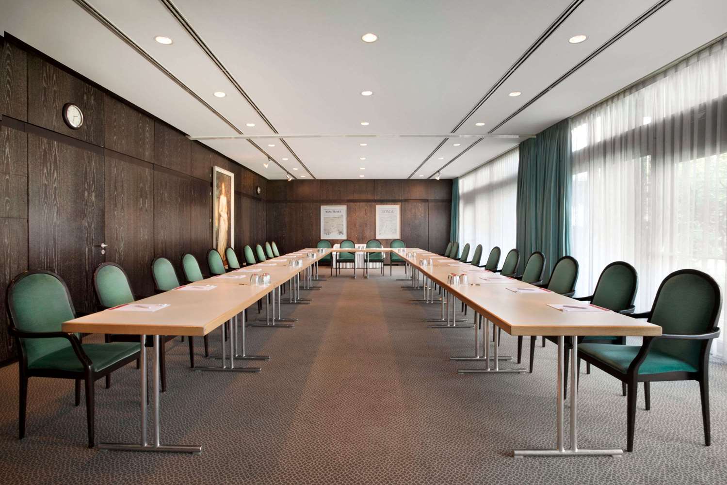 Ramada by Wyndham Nuernberg Parkhotel 27/36