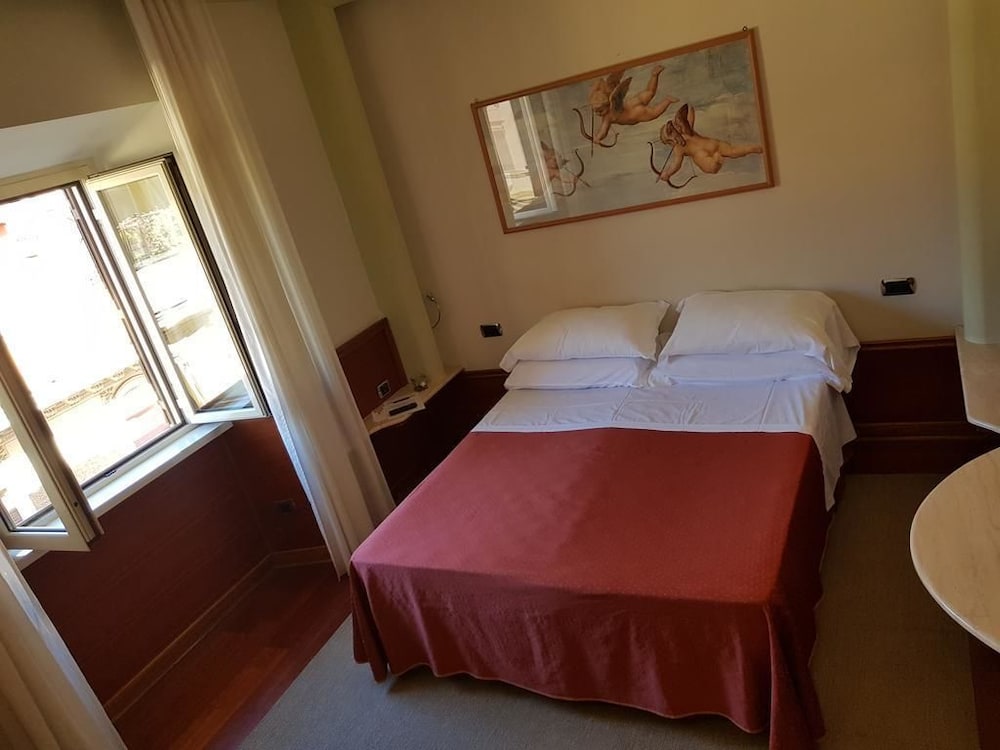CLASSIC, DOUBLE BED