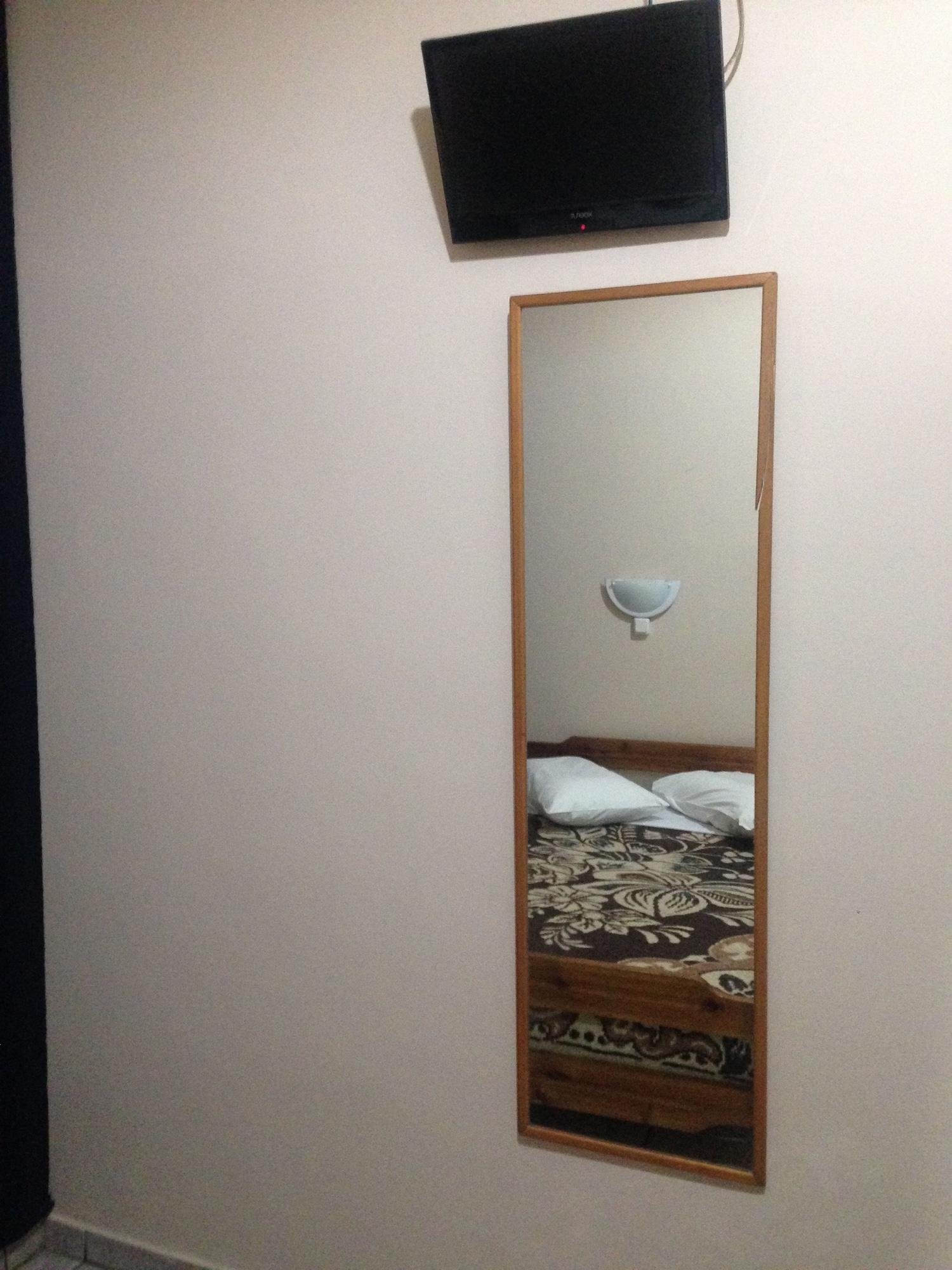 Ikaros Hotel 8/14