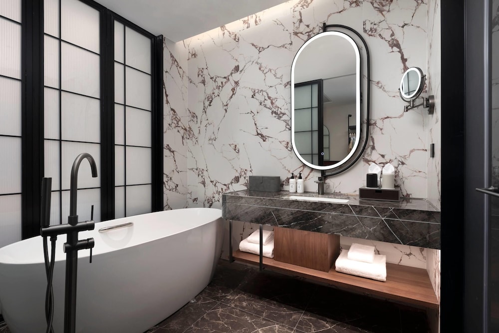 Days Hotel by Wyndham Leiyang North 29/31