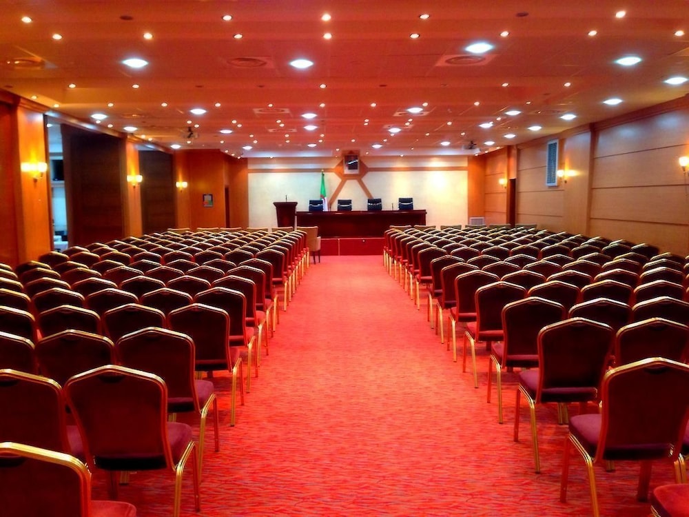 Hotel Hocine 37/45