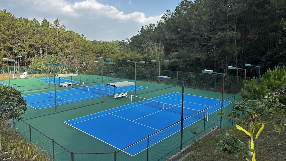 Dalat Edensee Lake Resort and Spa 25/45