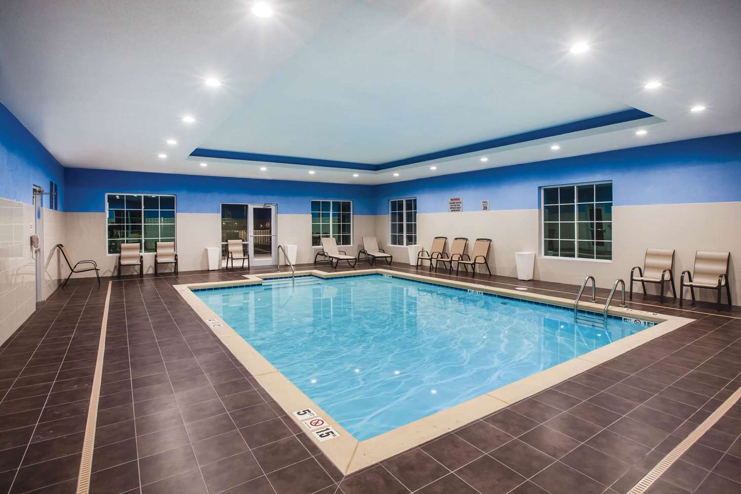 La Quinta Inn Suites By Wyndham Owasso 23/44