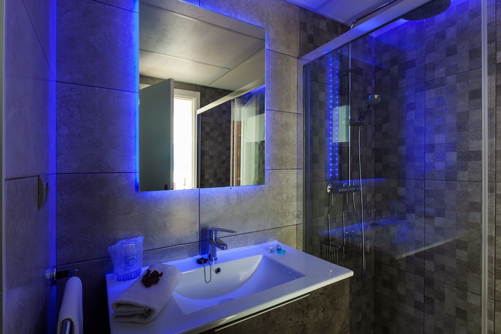 Aparthotel Puerto Cala Vadella 14/32