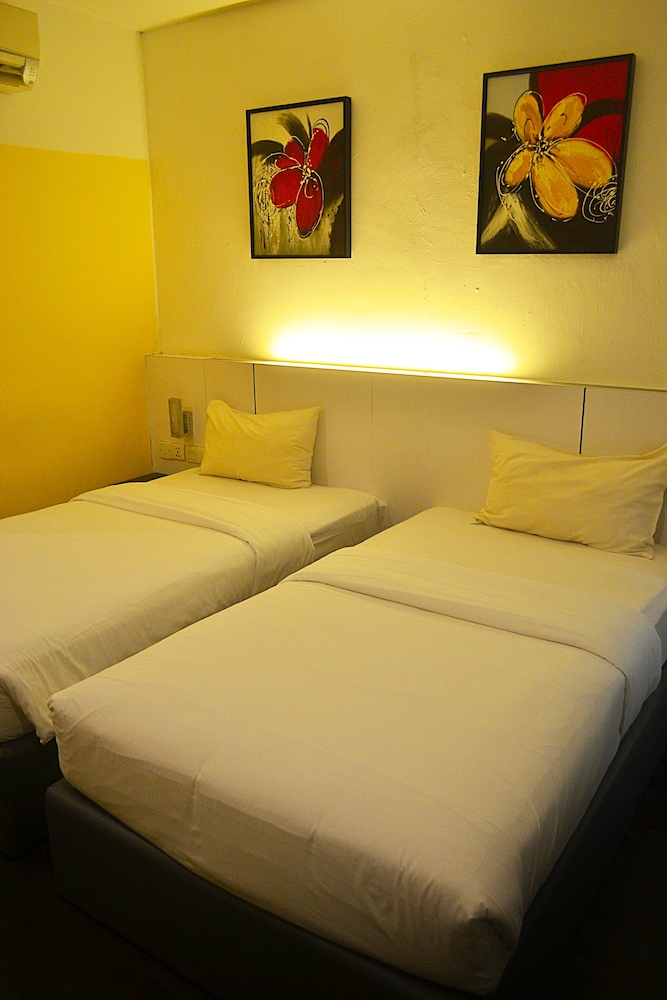 STANDARD, TWIN BEDS