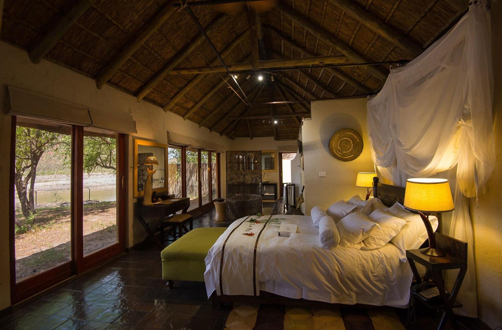 Tau Game Lodge 14/56