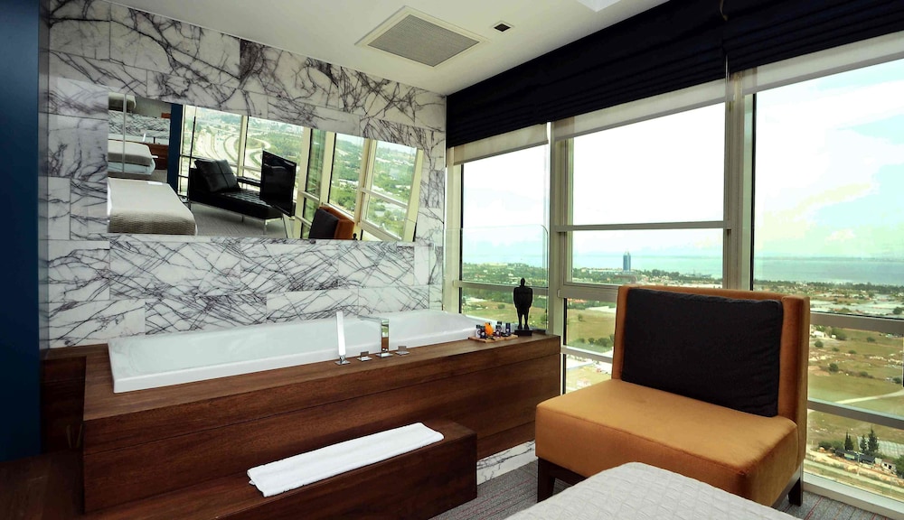 Ramada Encore by Wyndham Izmir 4/39