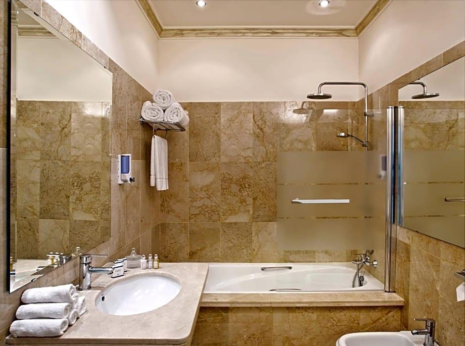 El Oceano Beach Hotel 54/57