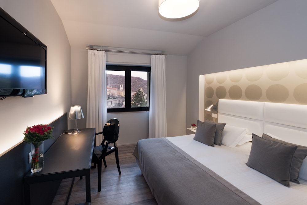 Hotel Monte Meraviglia 5/50