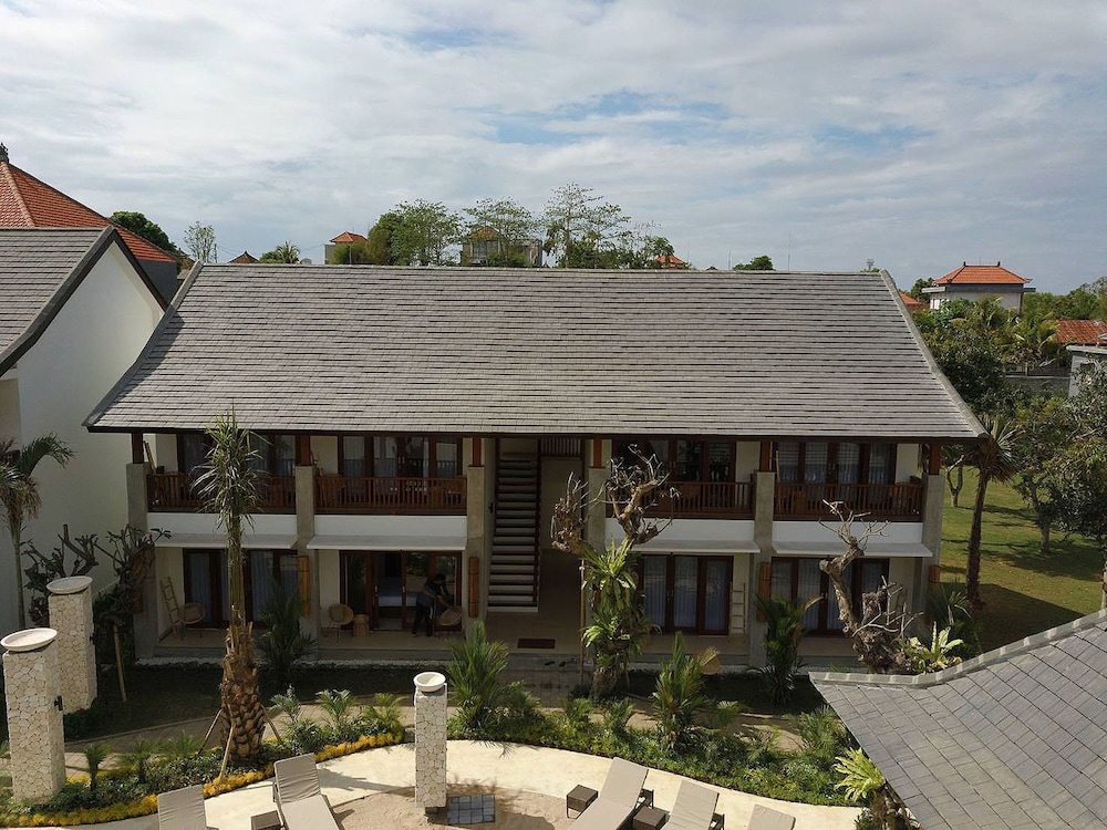 Ratan Hotel Uluwatu 1/50