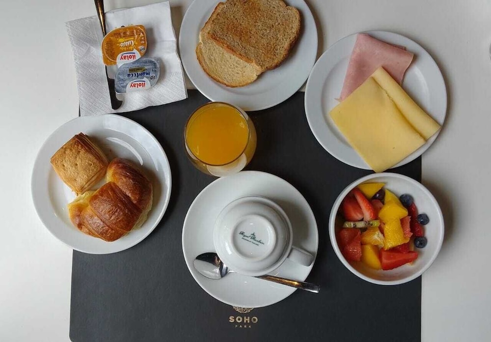 GHL Collection Hotel Soho Suites 25/44