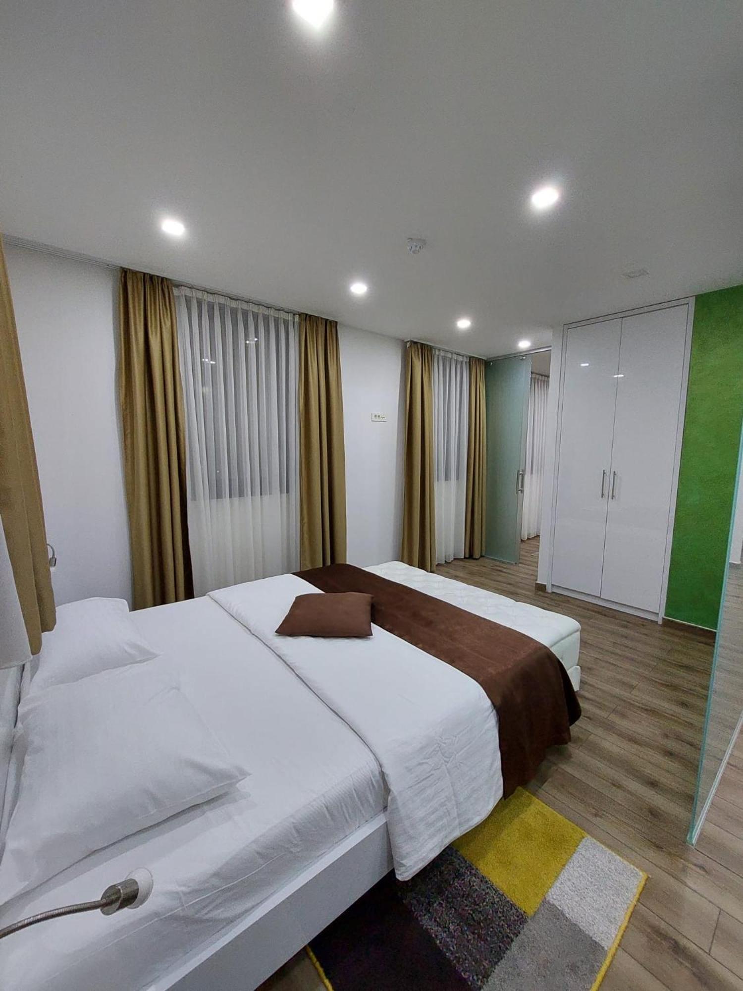 Penthouse, Apartment، Hotel National 3/8