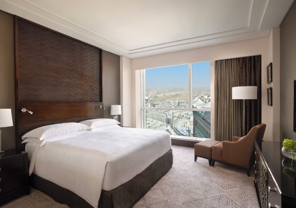 HARAM, JUNIOR SUITE