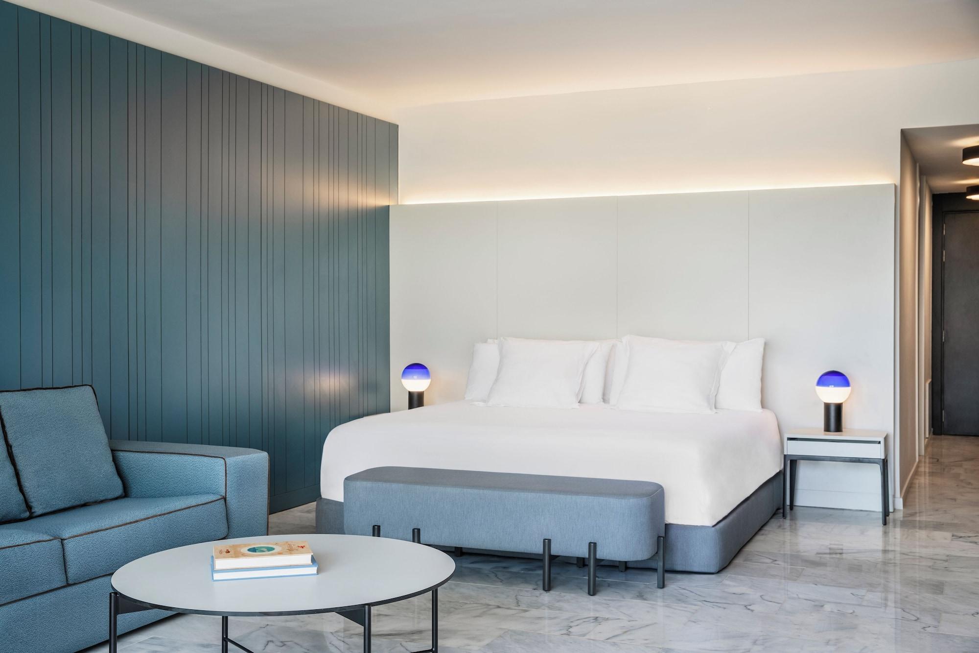 Swim Up, Junior Suite