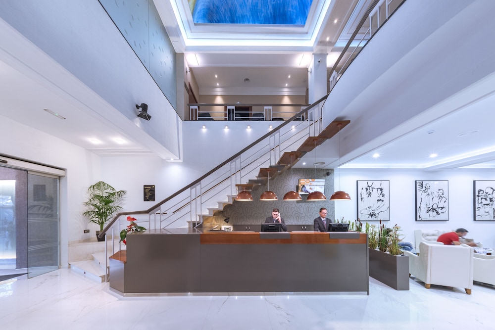 Lobby at Hotel SERHS Rivoli Rambla, BARCELONA