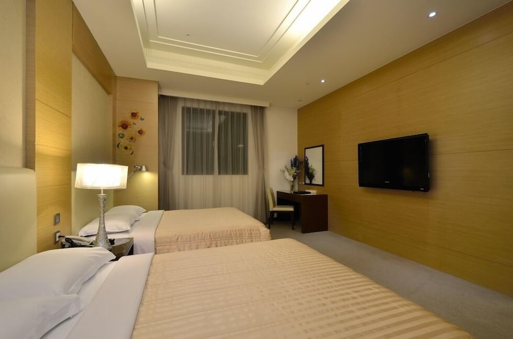 EVER DELIGHTFUL BUSINESS HOTEL 24/61