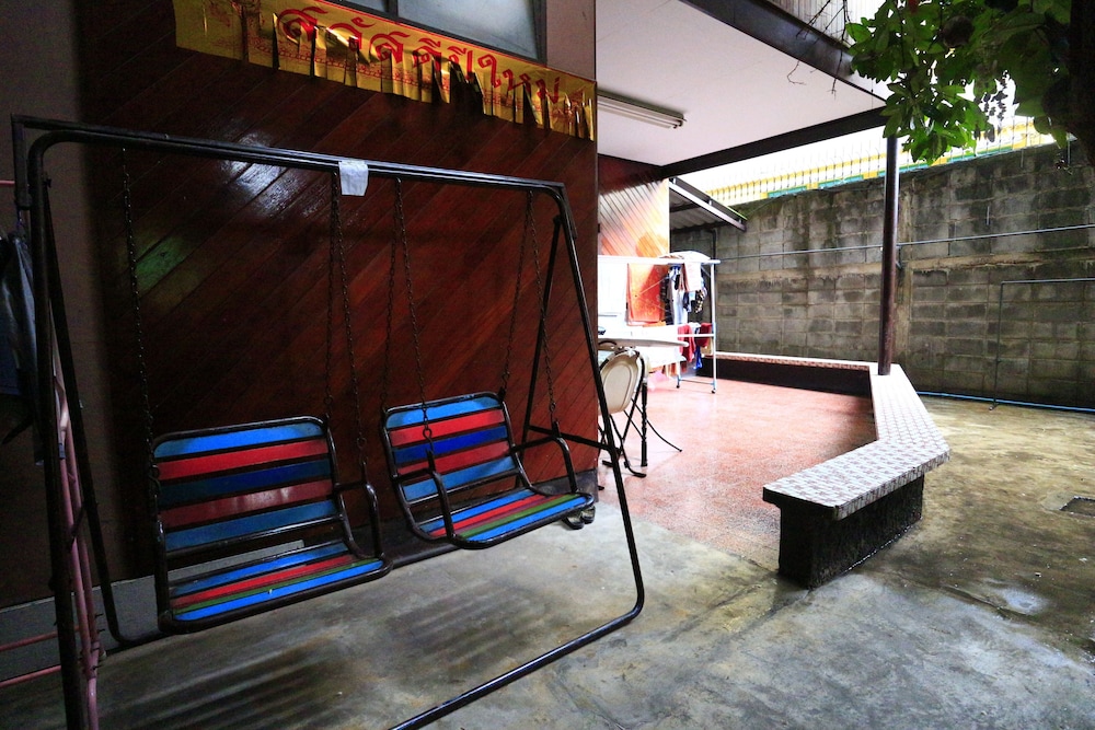 Anurak Guesthouse 6/39