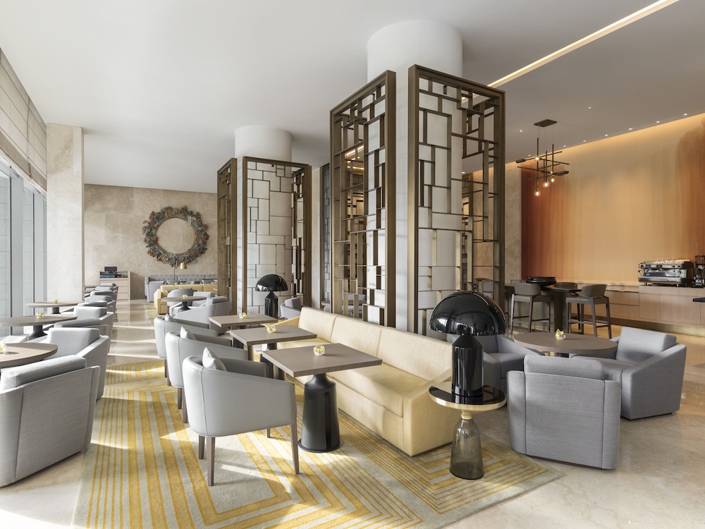 Four Seasons Hotel Bengaluru At Embassy One 63/75