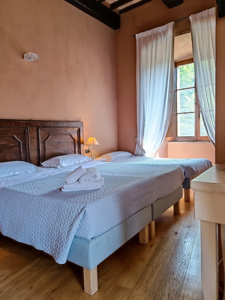 Castello di Baccaresca 16/80