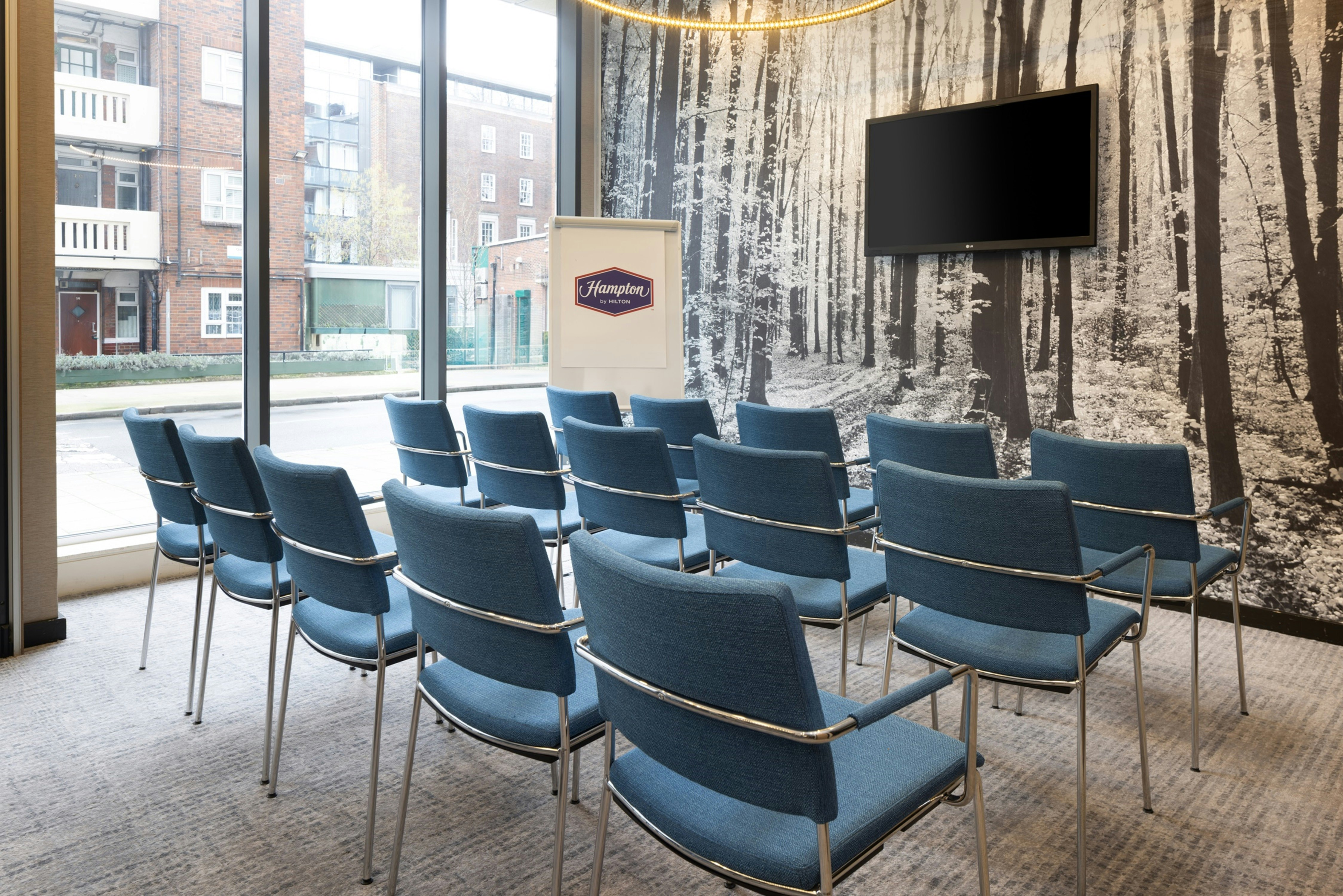 Hampton by Hilton London Waterloo Hotel 35/37