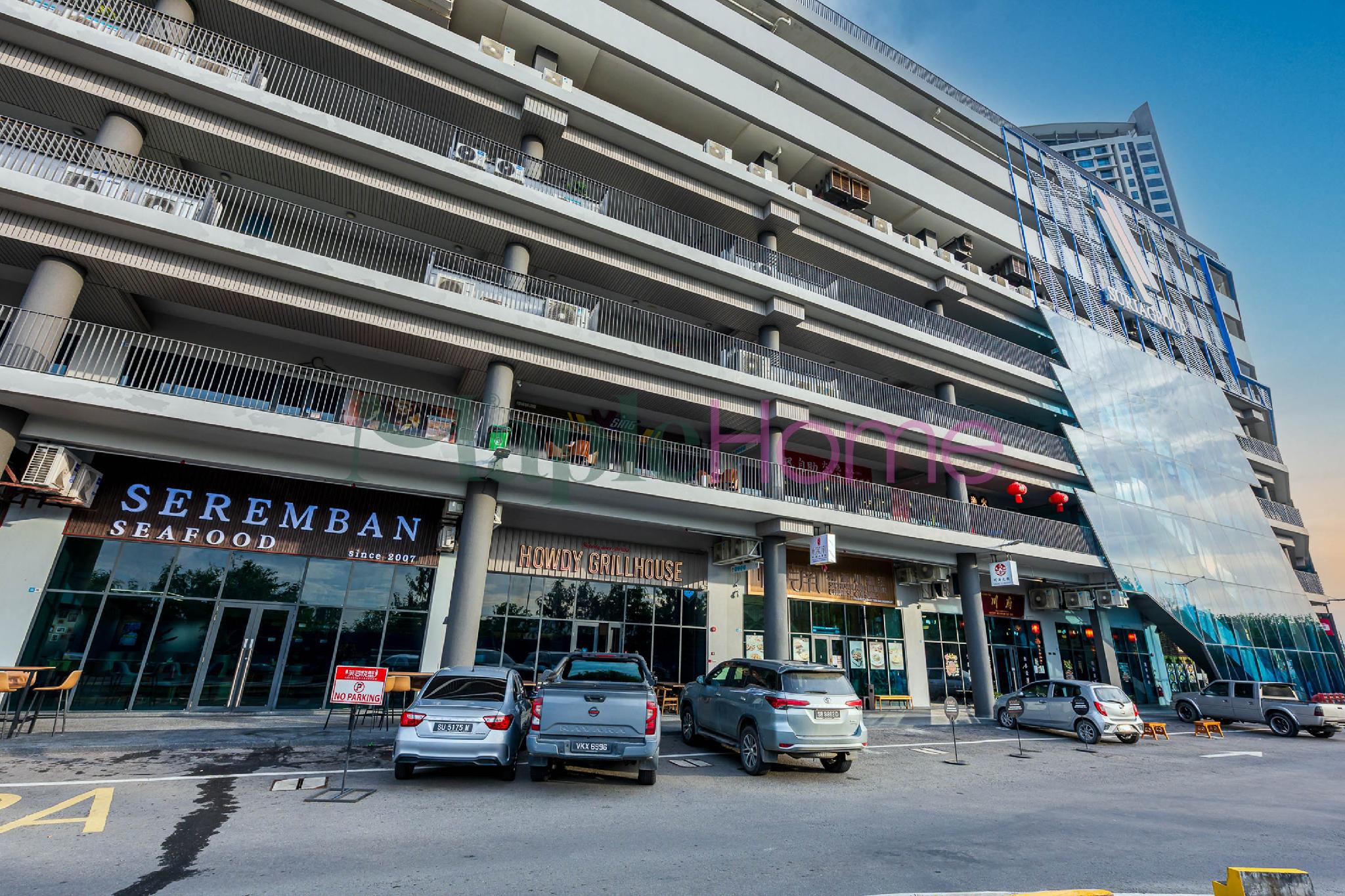 Jesselton Quay Premier Suites Kota Kinabalu 28/49