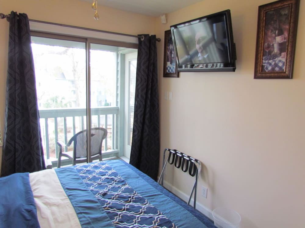 Myrtle Beach Resort by Beach Vacations 31/79