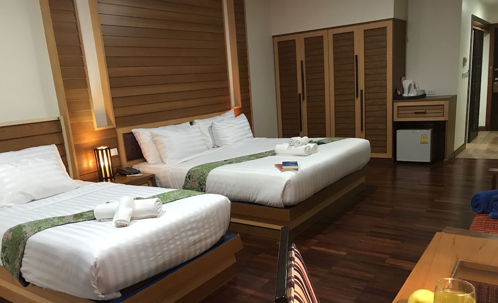 Taman Spa Resort 35/70