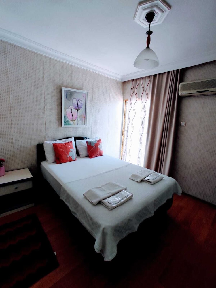 Sakiz Hotel 8/17