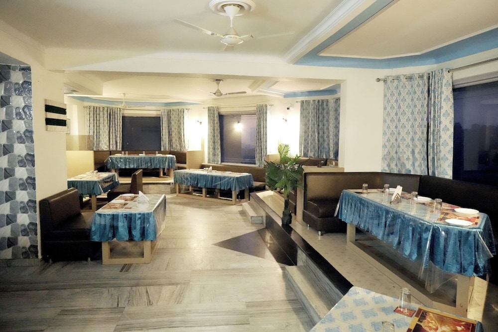 HOTEL BHAWANI INTERNATIONAL 39/45